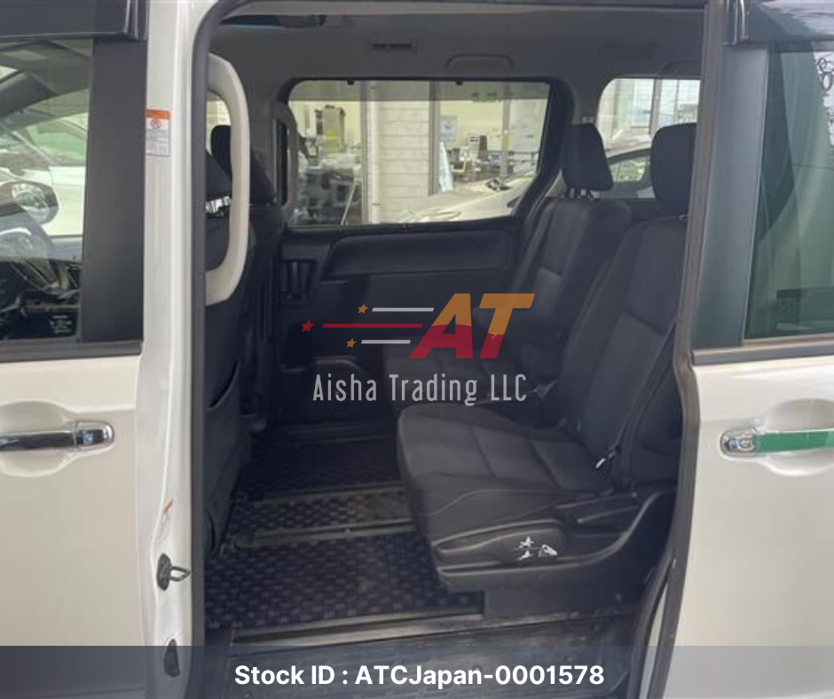 2017 Toyota Voxy